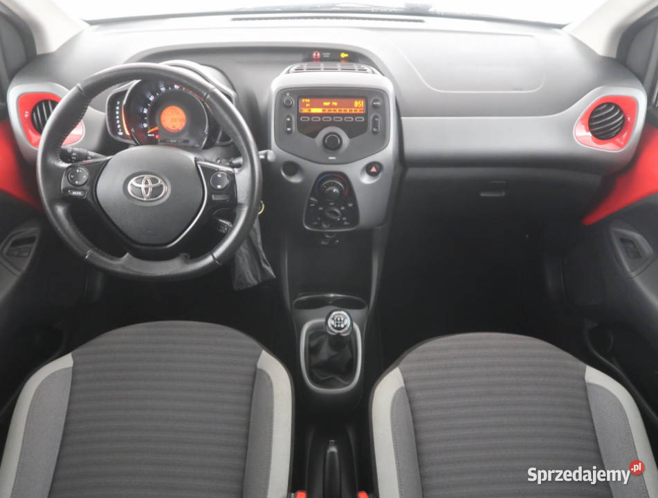 Toyota Aygo 10 VVTi wielofunkcyjna kierownica Bielany Wrocławskie