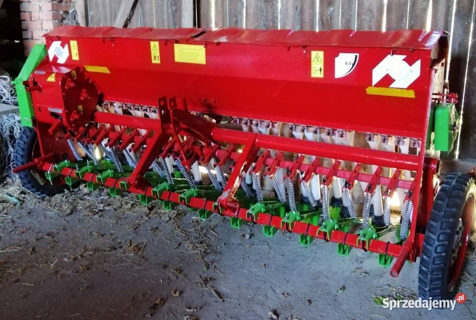 Siewnik Poznaniak Na Docisku Stan nieuszkodzony Siewniki i sadzarki Olesno sprzedam