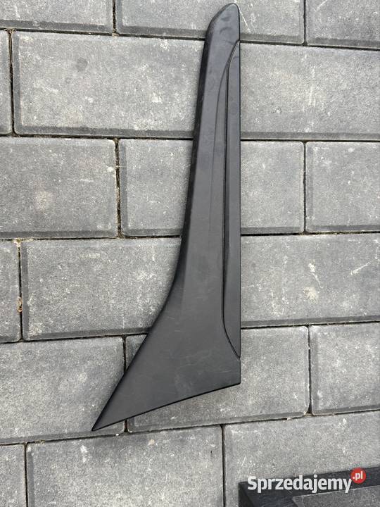 Listwa na błotnik Peugeot 108