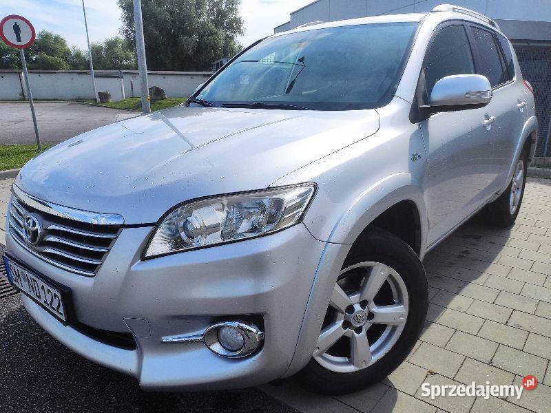 Toyota Rav4 bezwypadkowa pełen serwis 4x nowe klimatyzacja małopolskie Tarnów