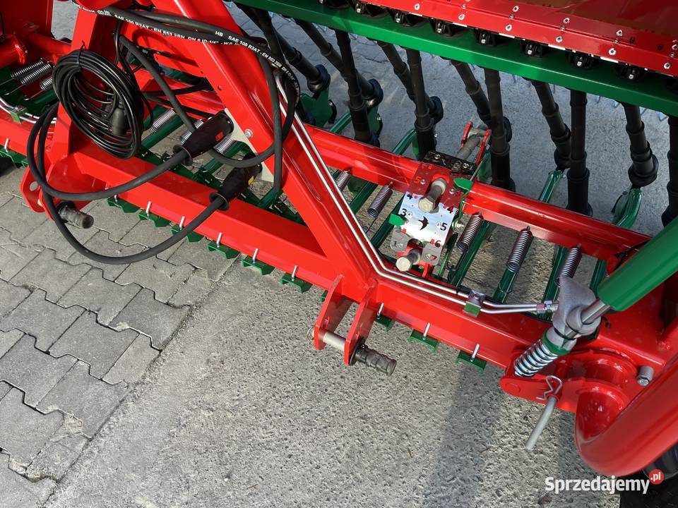 Siewnik zbożowy Agromasz 27m Agromasz Bomet Szczerców sprzedam