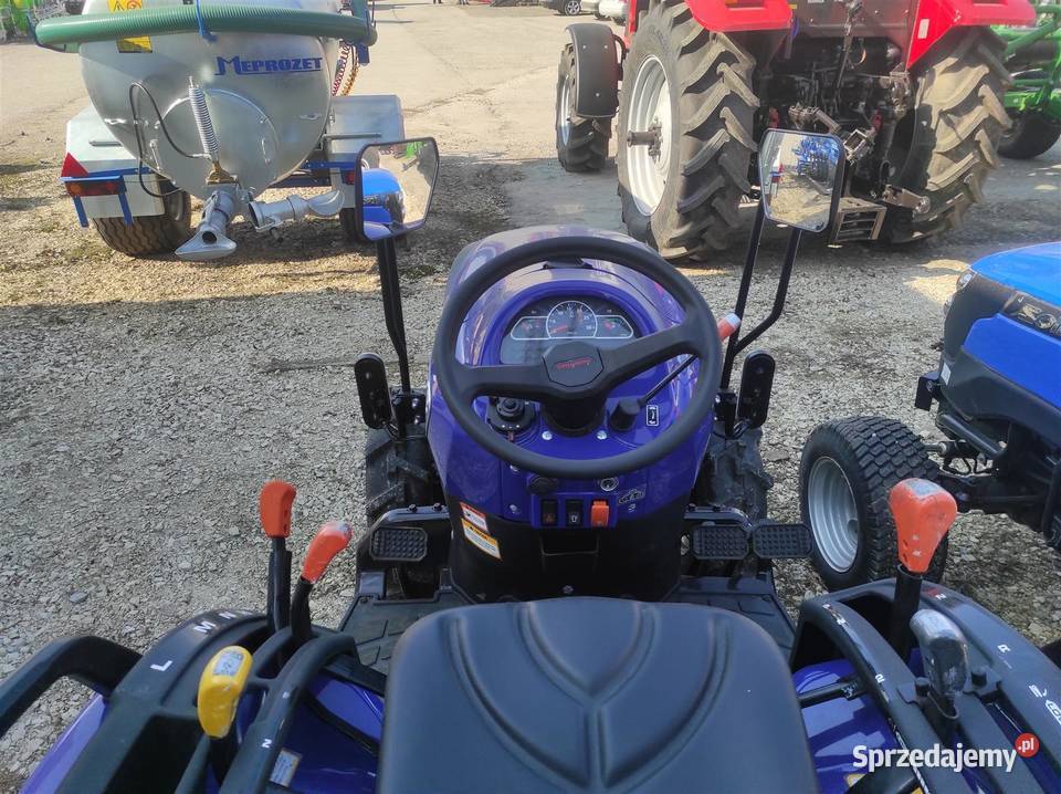 Ciągnik Kompaktowy komunalny Farmtrac 26 4WD 4x4 Piotrków Trybunalski sprzedam