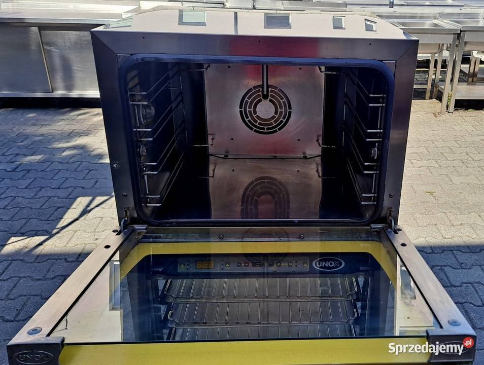 PIEC KONWEKCYJNOPAROWY Z PODSTAWĄ UNOX XF 135 Nowe Skalmierzyce sprzedam