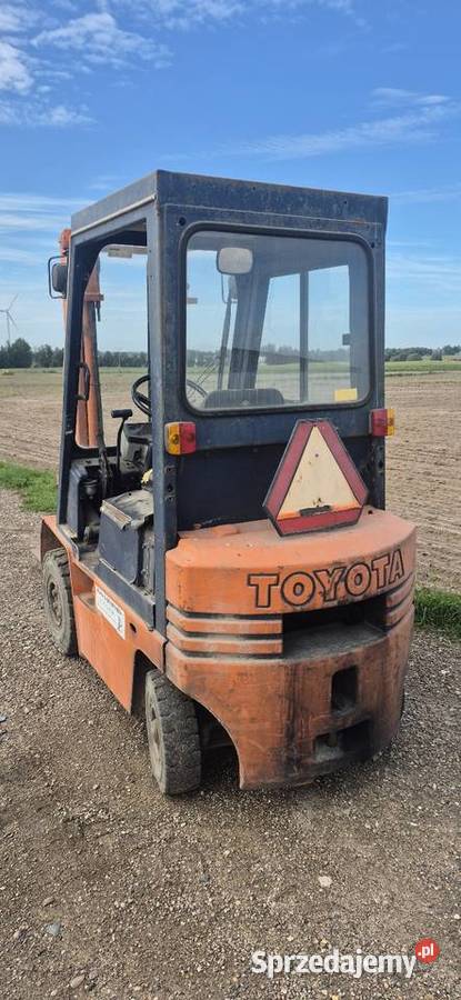 Wozek wilowy Toyota 5FD18 diesel widlak Kowalewo Pomorskie