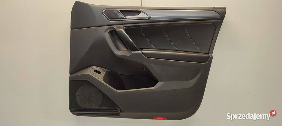 VW TIGUAN II BOCZEK DRZWI PRAWY PRZÓD RHD ALGLIK Tapicerki samochodowe dolnośląskie