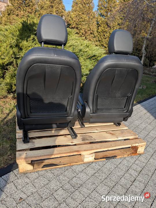 Fotele kanapa tapicerka Alfa Romeo Giulia