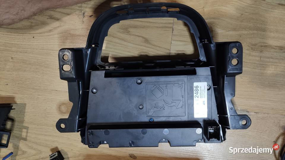 Panel front radia Navi650 Navi950 Opel Mokka Wyposażenie wnętrza śląskie Bytom