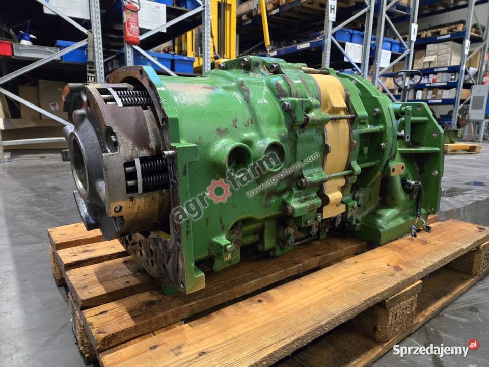 Skrzynia biegów Powershift John Deere 7800 Byków