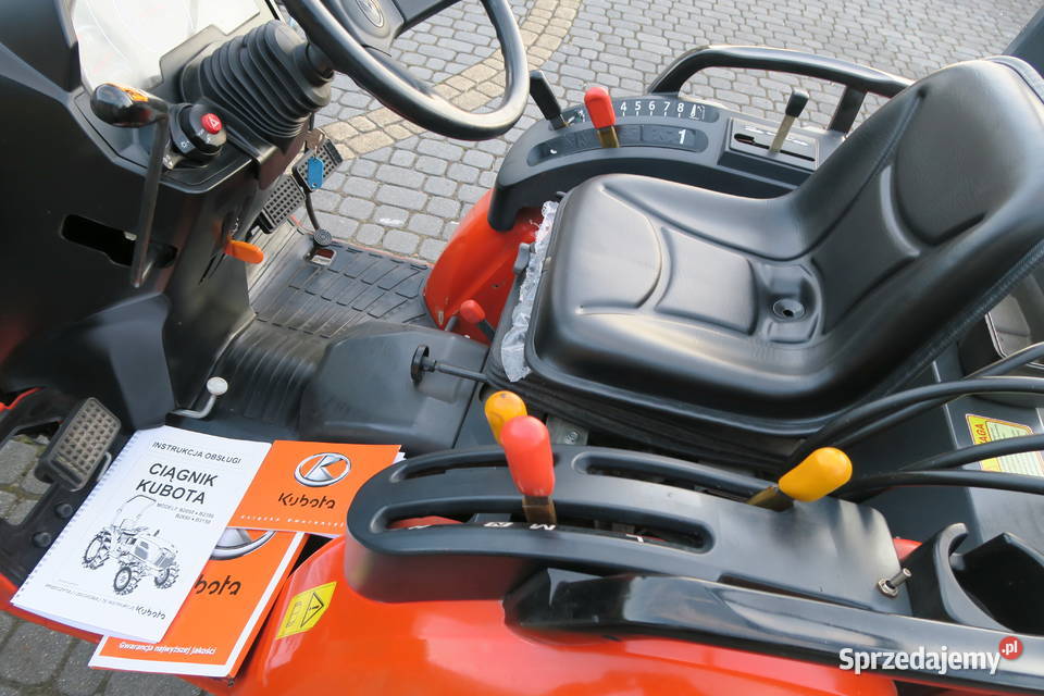 Traktorek ogrodowy Kubota B2350 420MTH Salon Kubota Michałowice