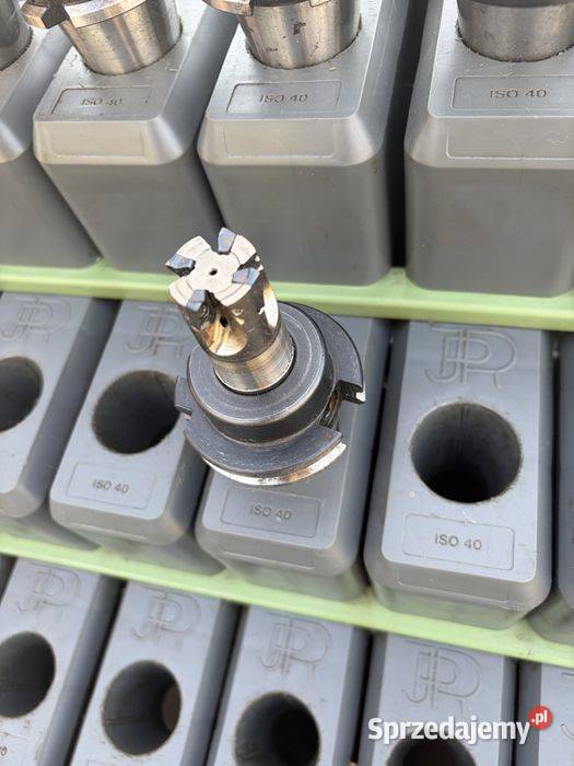 Frez czołowy 25 mm z płytkami na oprawce SK40 Tuliszków sprzedam