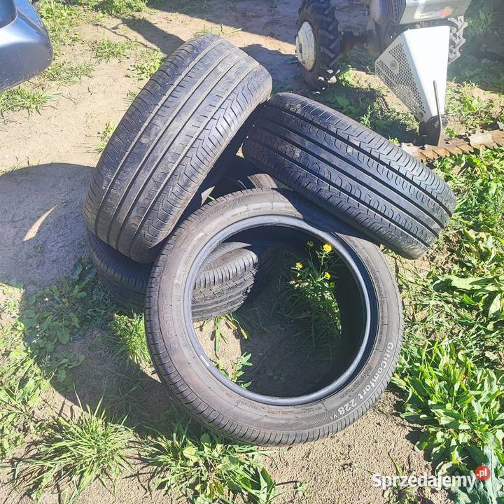 Opony letnie 2155017 Conticomfort Samochodowe Zielona Góra