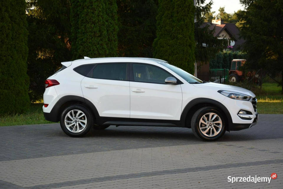 Hyundai Tucson Ledy Duża Navi Kamera Asystent czujnik zmierzchu Ostrów Mazowiecka