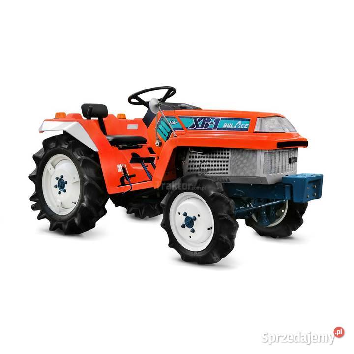 Kubota XB1D 4 x 4 12 Kubota Tajęcina