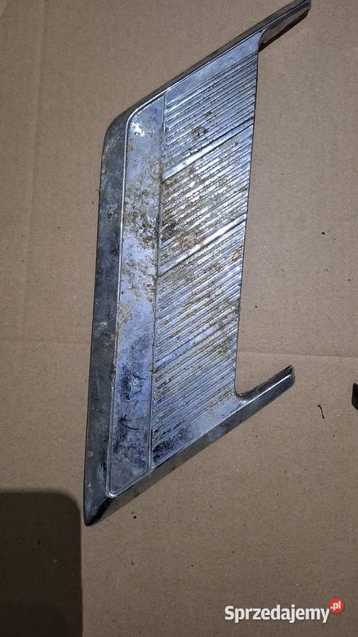 Gaz 24 Wołga nakładki słupków tył Kraków