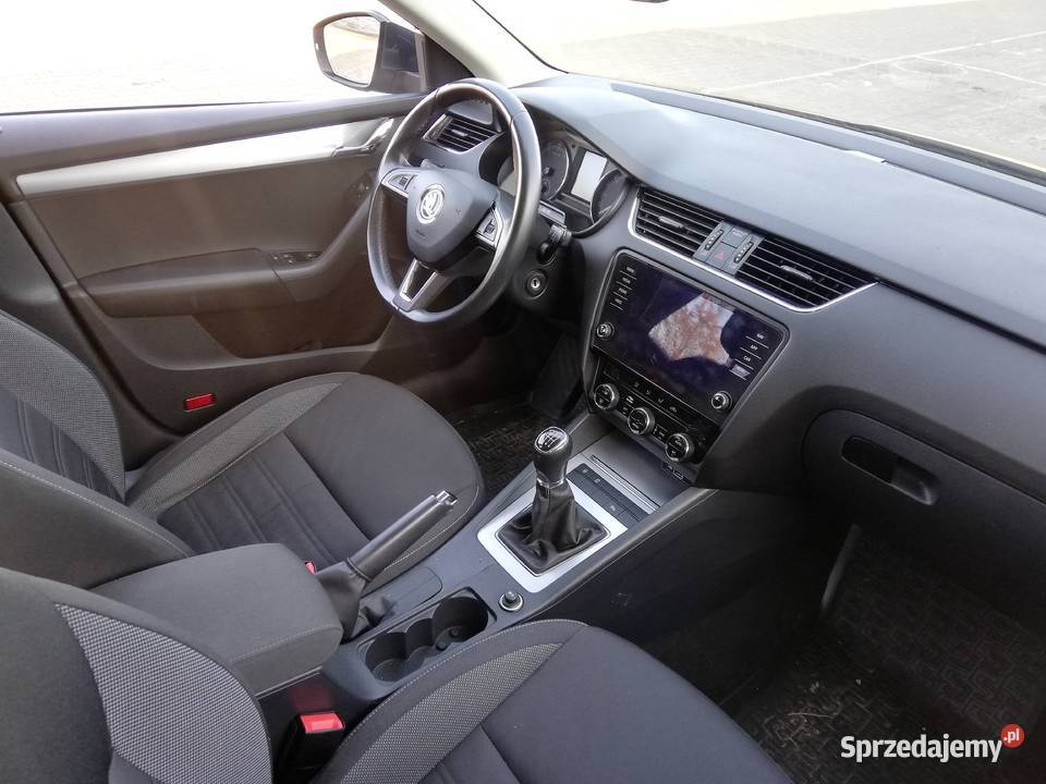 Skoda Octavia 3 LIFT Ekonomiczna HAK isofix wielkopolskie Sompolno