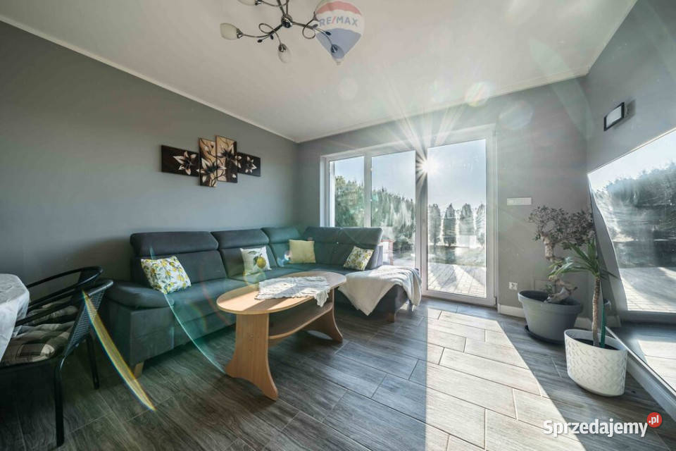 Parterowy funkcjonalny dom z ogródkiem Liczba pokoi 4 Lusówko sprzedam