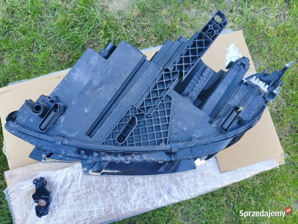 tiguan 2 lampa reflektor prawa przod Części samochodowe Zgierz