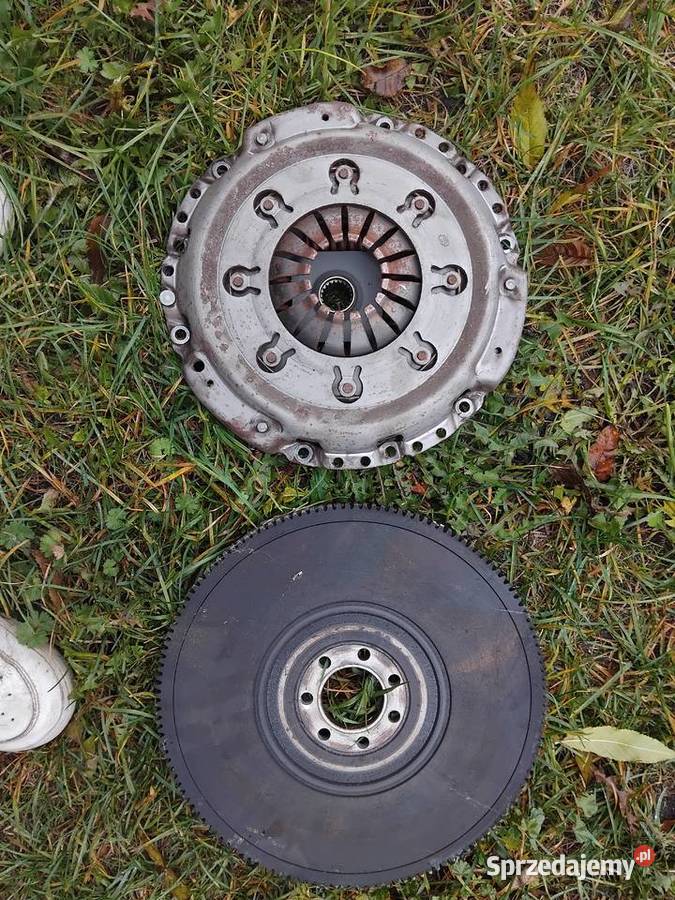 Części vivaro trafic primaster 19 dostawcze podlaskie Poświętne