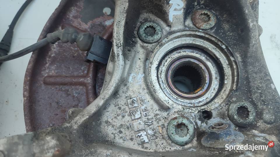 ZWROTNICA PIASTA VW PASSAT CC B7 PRAWA LEWA osobowe Włoszczowa sprzedam