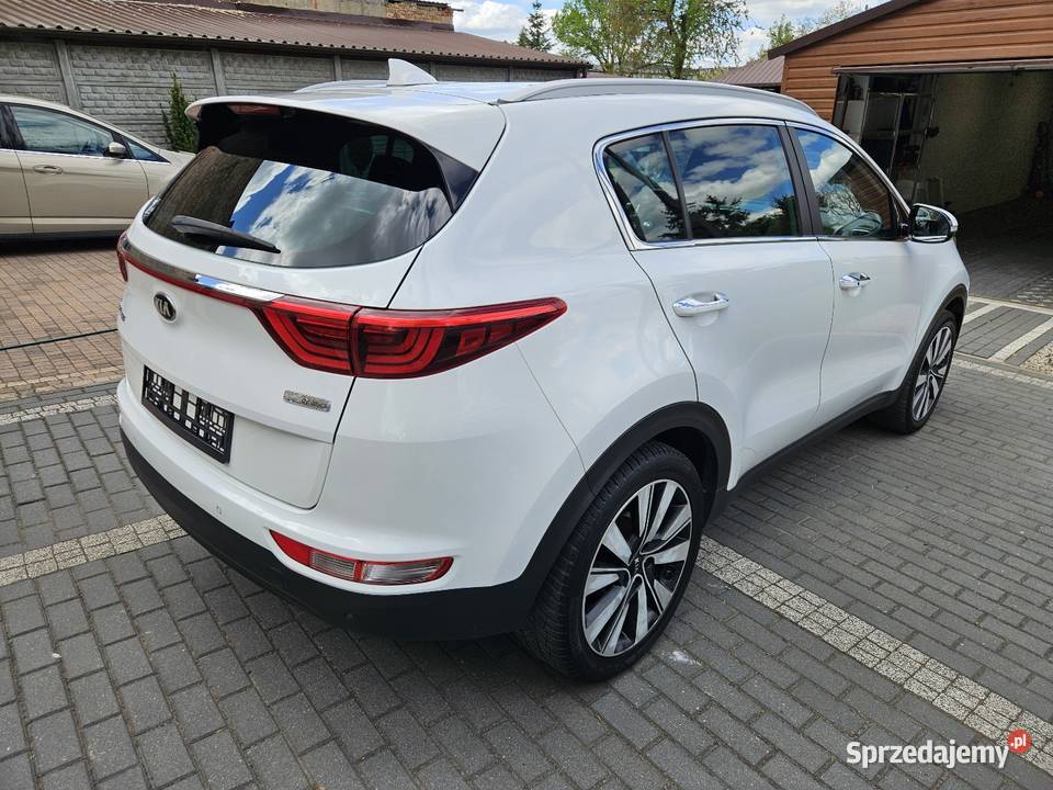 Kia Sportage Mały Przebieg Bogate Wyposażenie 4/5