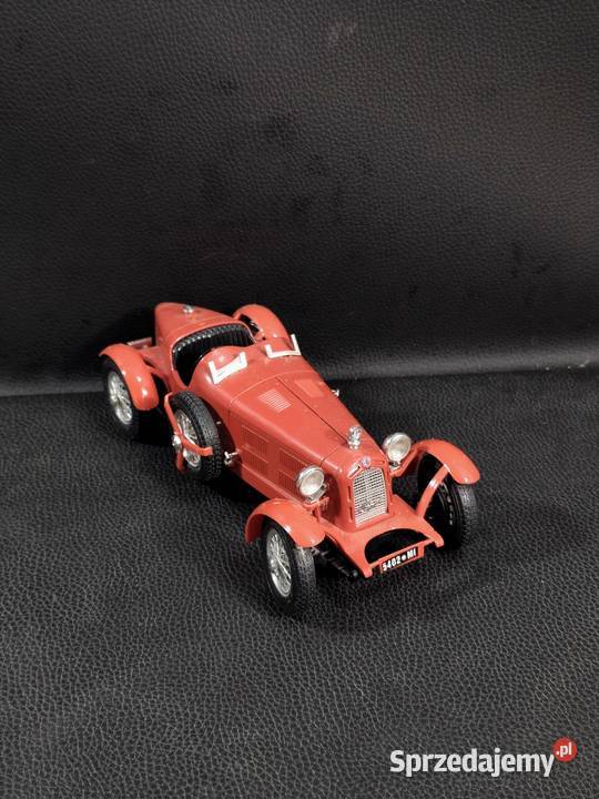 Model Bburago Alfa Romeo 8C 2300 Monza 118 łódzkie Poddębice sprzedam