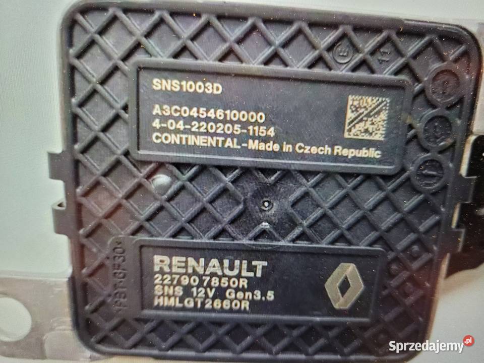 Nox MERCEDES RENAULT NISSAN 227907850R Radom