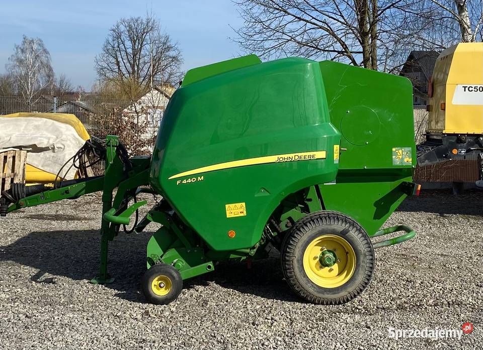 Prasa John Deere F440M MaxiCut 2015r Ćmiłów