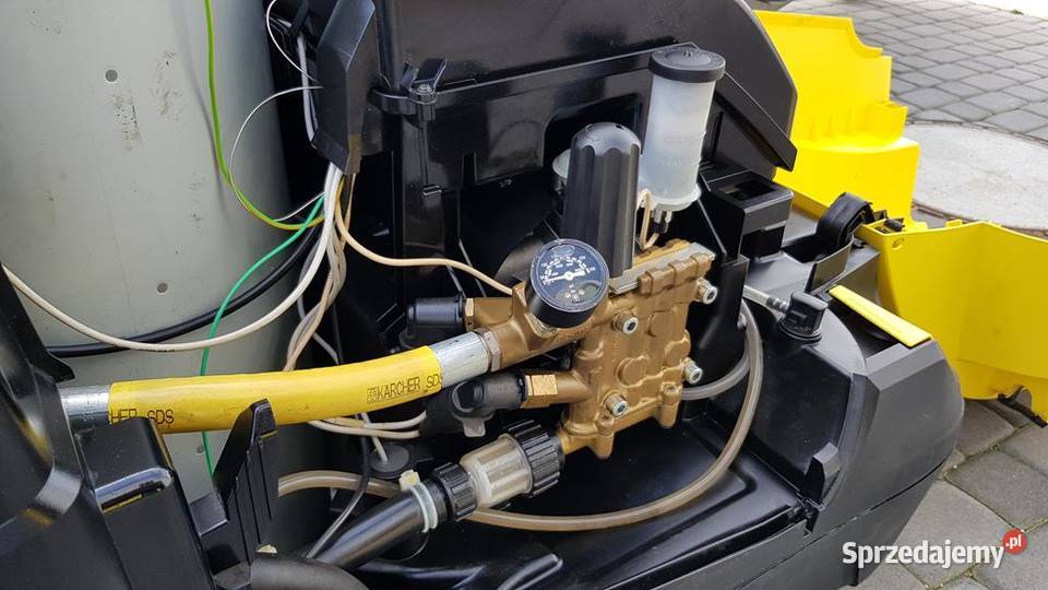 Myjka ciśnieniowa KARCHER HDS 716 4C na ciepłą