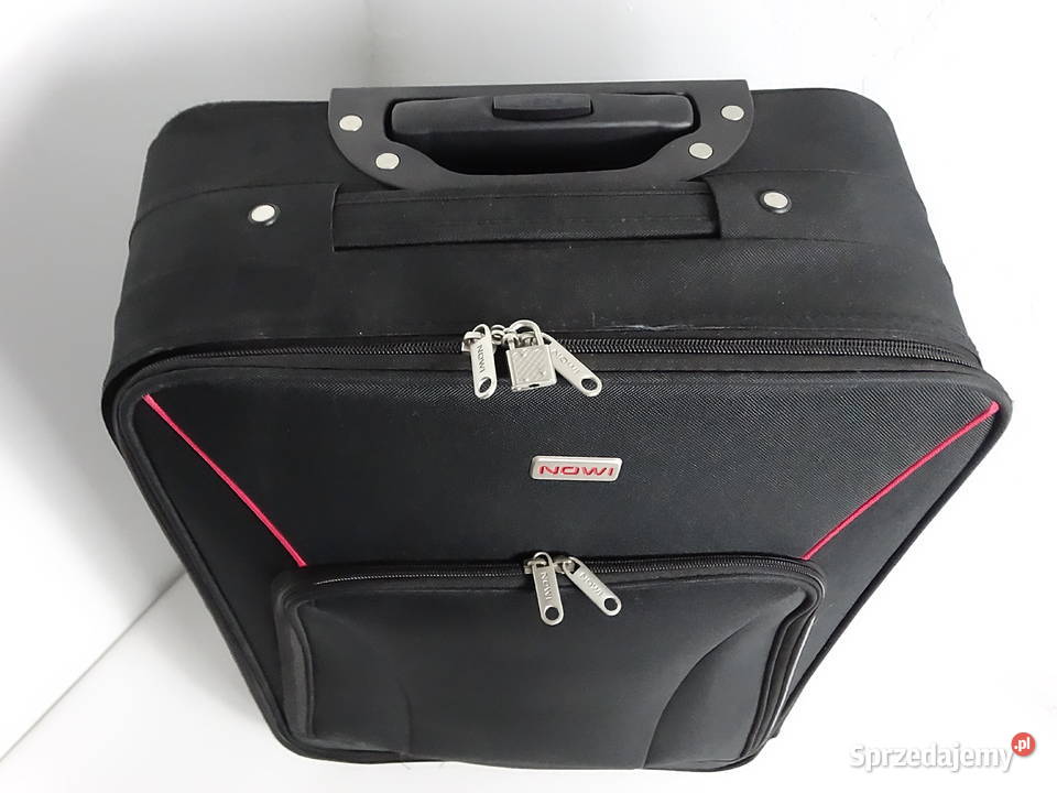 Walizka podróżna NOWI Stan Zadbana i czysta lubelskie Biłgoraj sprzedam