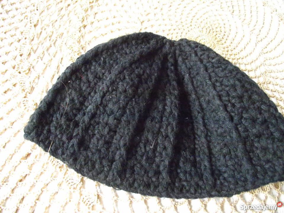 CZARNA CIEPŁA CZAPKA autorskie wykonanie Piła