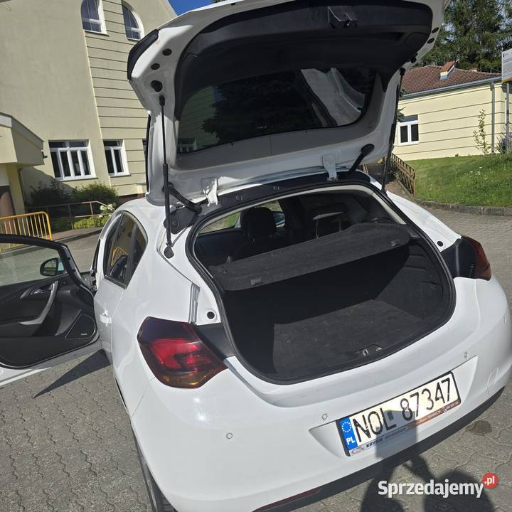 Opel Astra 2012 1700cm3 Żabi Róg