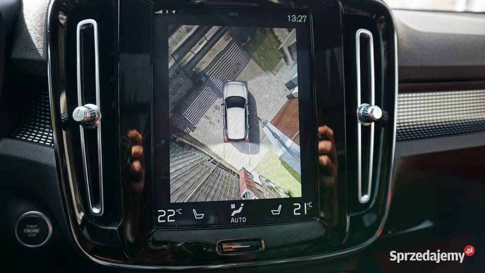 Volvo XC 40 T5 AWD RDesign wielofunkcyjna kierownica