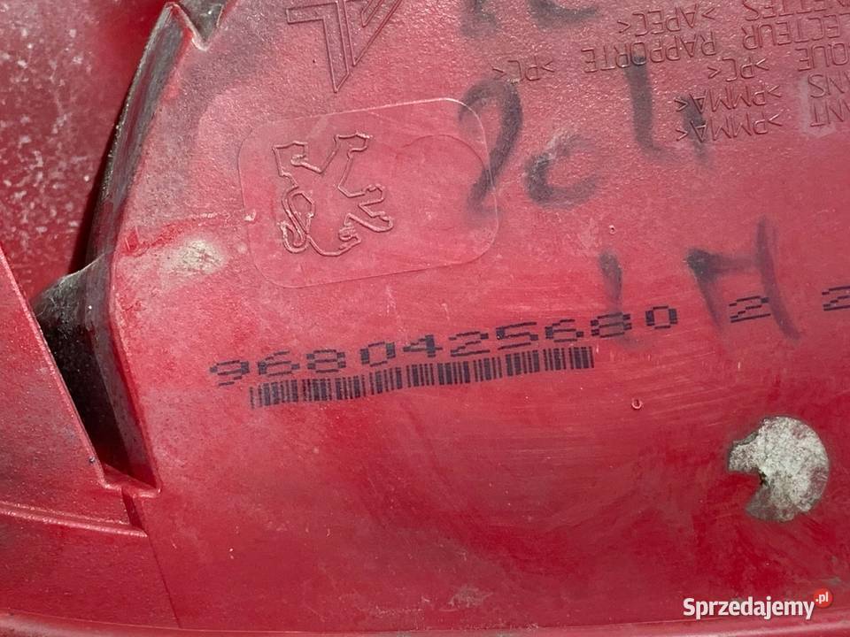 LAMPA PRAWY TYŁ PEUGEOT 308 I 9680425680