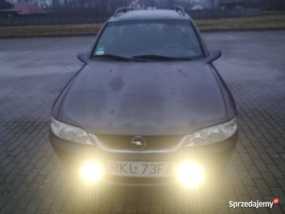 Opel Vectra b Mazury