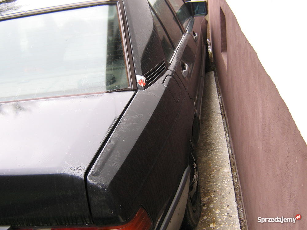 Mercedes 190 23 benzgaz w całościna części Pozostałe Nowy Staw sprzedam