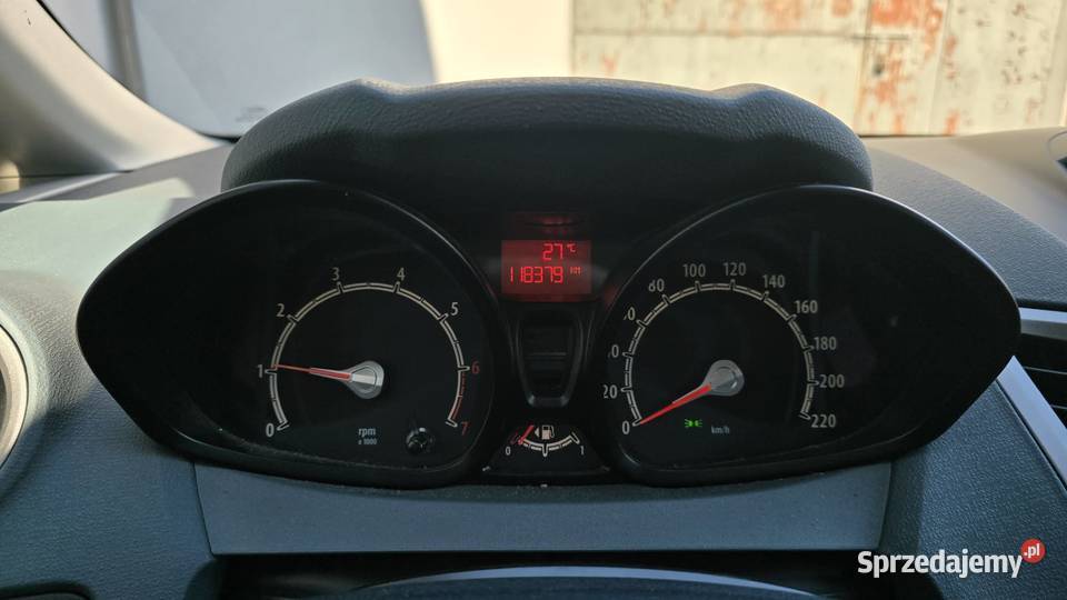 Ford Fiesta 125 Trend manualna Nowy Świętów