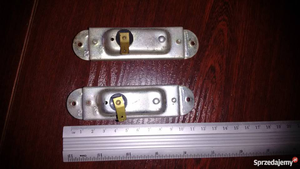 Lampki oświetlenia tablicy rejestracyjnej 557