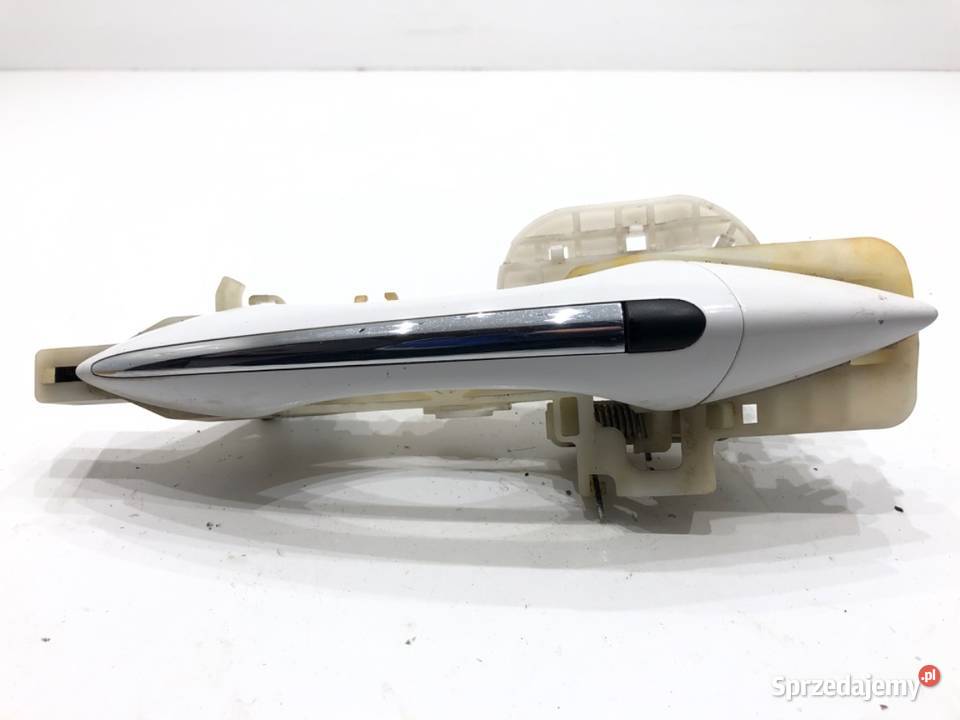 KLAMKA ZEWNĘTRZNA LEWY PRZÓD HYUNDAI i40