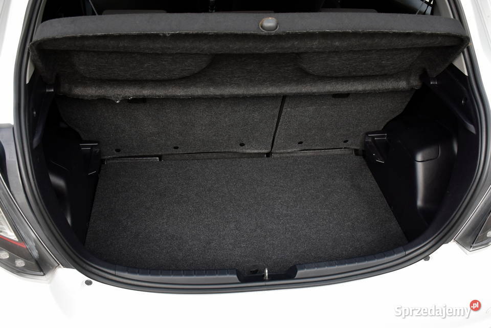 Toyota Yaris III SOL 14D4D 90 Uwaga 17700 Yaris Zduńska Wola