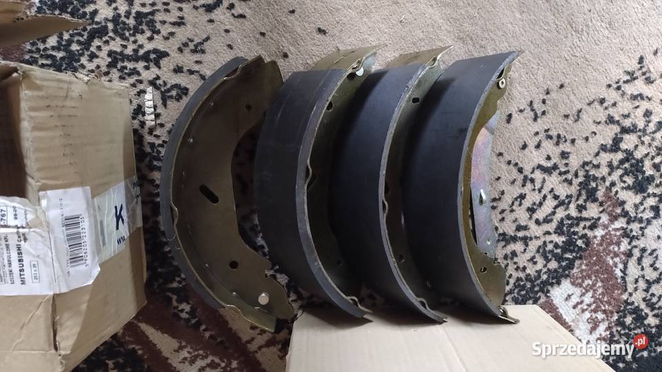 Szczęki hamulcowe tył Mitsubishi Carisma colt nieuszkodzony Zakopane
