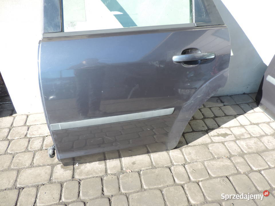 FORD FOCUS MK2 KOMBI DRZWI LEWY TYŁ KOLOR H4 Nowy Sącz