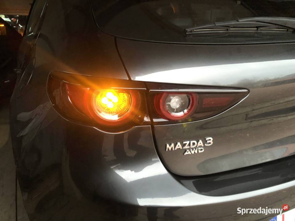 Mazda 3 BP hatchback lampy tylne 202024 Lublin