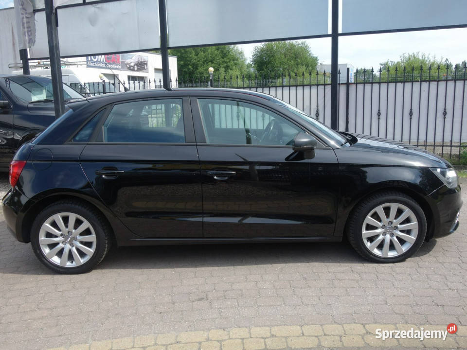 Audi A1 Audi A1 2013 14 benzyna 122 stan 8X 2010 4/5 sprzedam