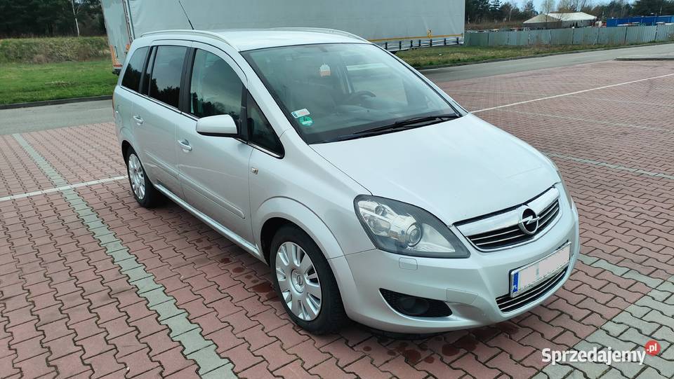 Opel Zafira B lifcie 18BLPG 140 7os Silnik sprzedam