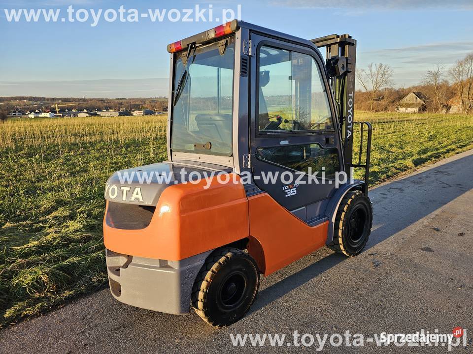 Wózek Widłowy TOYOTA 8FDJF35 Pełna kabina TOYOTA Wadowice