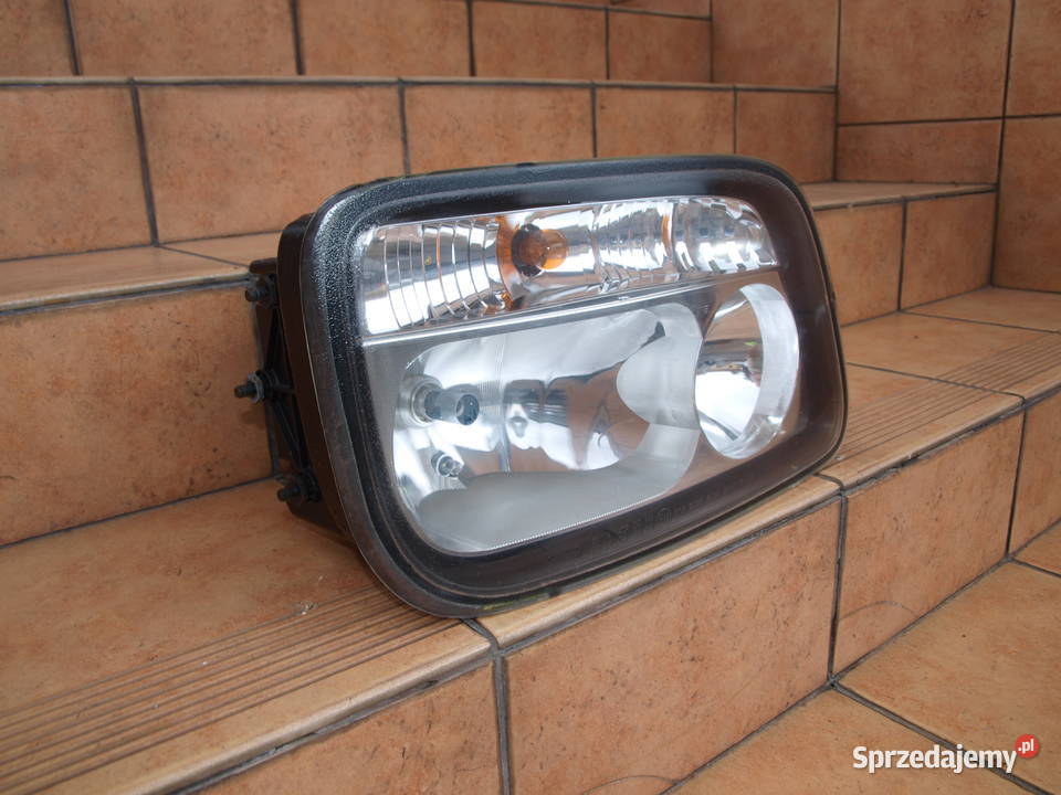 Mercedes Actros MP2 lampa prawa przód 2003 2009r Kalisz