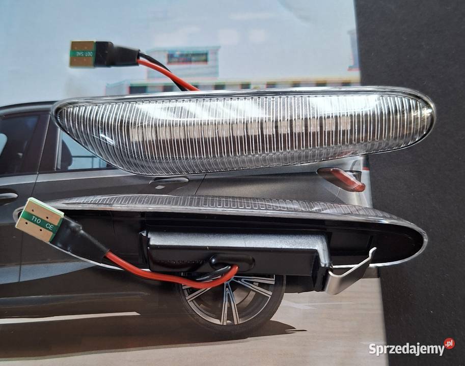 Dynamiczne Kierunkowskazy LED Crystal Boczne BMW E60 E61 E87 E90