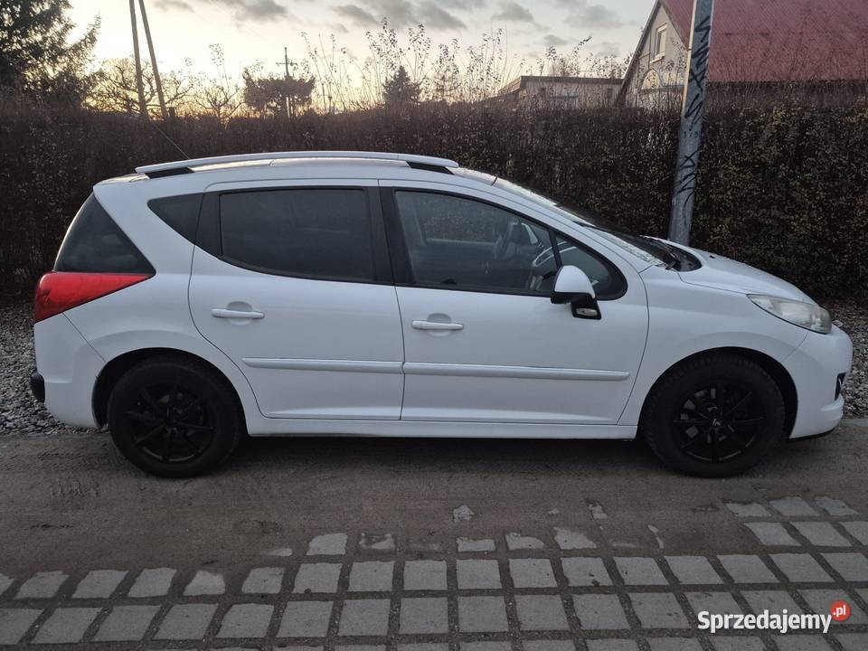 Peugeot 207 16 hdi stan szklany dach Samochody osobowe Legnica
