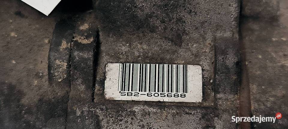 SPRĘŻARKA KLIMATYZACJI AUDI A4 B5 8D0260808 osobowe Lipno