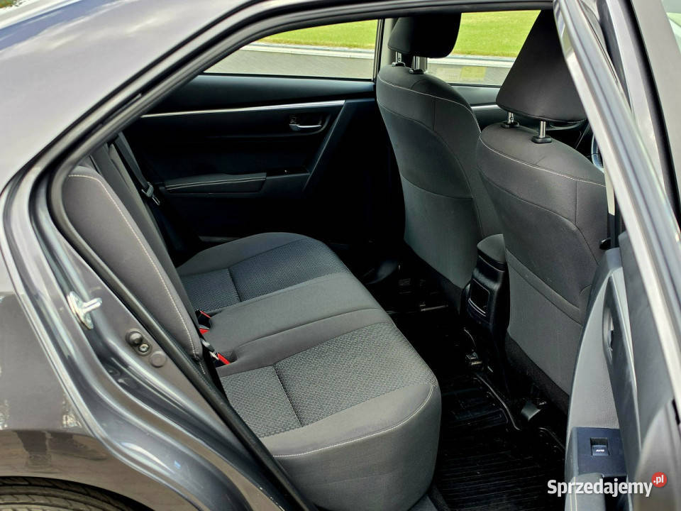 Toyota Corolla 16 VVTi 132 Comfort Salon Skępe